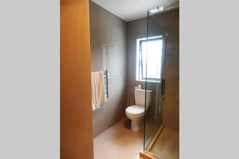 Photo of property in 219a Gills Road, Albany Heights, Auckland, 0632