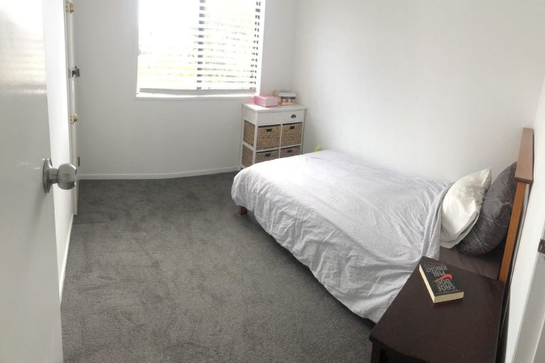 Photo of property in 1/14 Costar Place, Wiri, Auckland, 2104