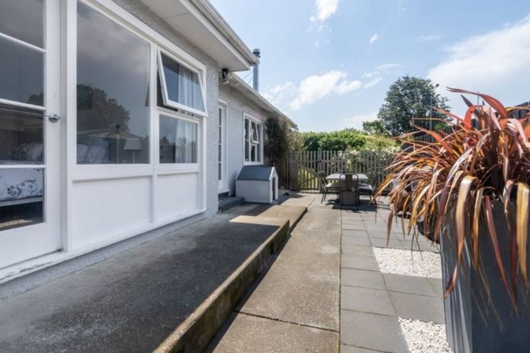 Photo of property in 102 Woodham Road, Linwood, Christchurch, 8062