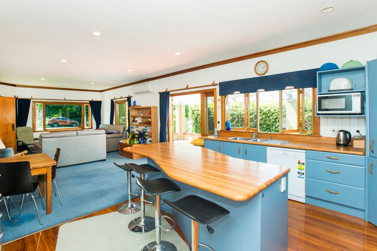 Photo of property in 6 Carnarvon Street, Gisborne, 4010