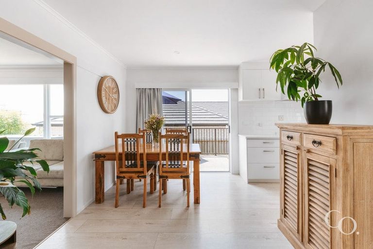 Photo of property in 12 Ngahere Street, Otumoetai, Tauranga, 3110