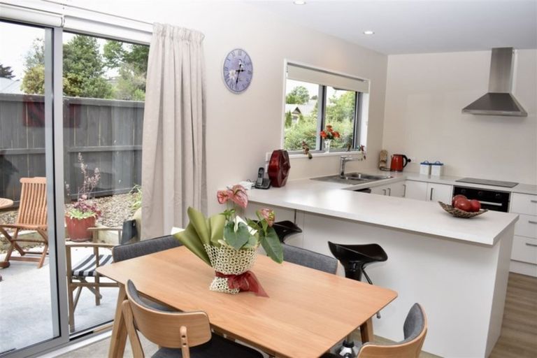 Photo of property in 89a Wairakei Road, Bryndwr, Christchurch, 8053