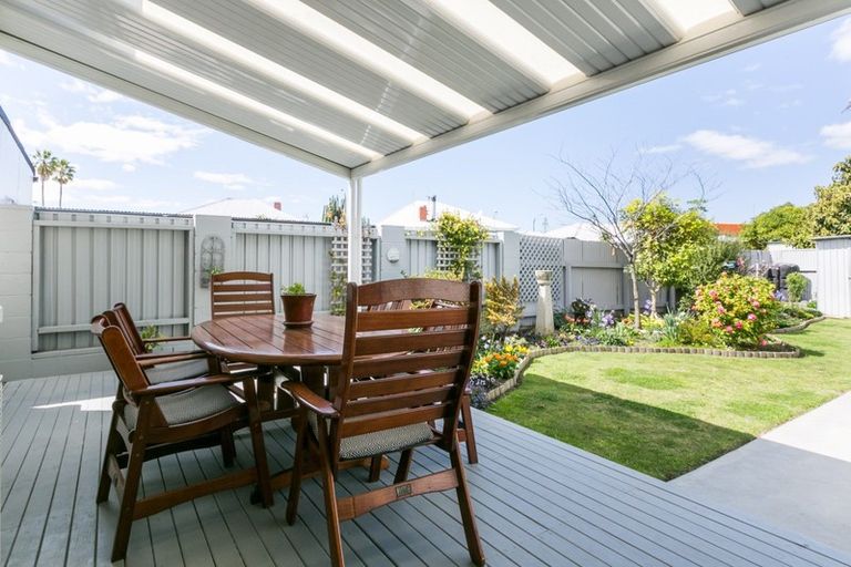 Photo of property in 8 Latham Street, Napier South, Napier, 4110