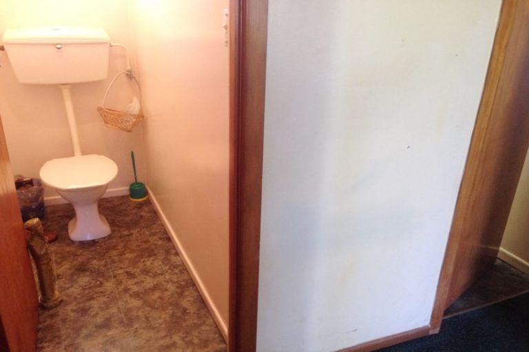 Photo of property in 8 Springfield Street, Forrest Hill, Auckland, 0620