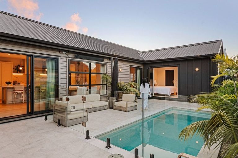 Photo of property in 11 Colpoma Close, Papamoa Beach, Papamoa, 3118
