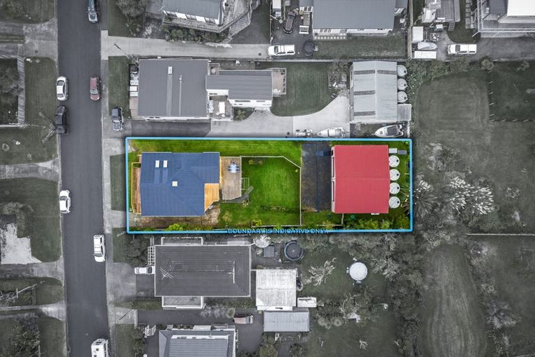 Photo of property in 12 Capitol Road, Matakatia, Whangaparaoa, 0930