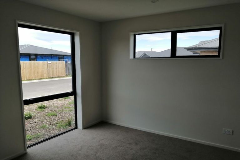 Photo of property in 18 Kura Lane, Aranui, Christchurch, 8061