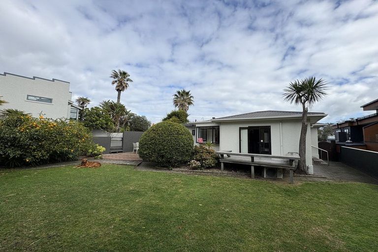 Photo of property in 35 May Street, Mount Maunganui, 3116
