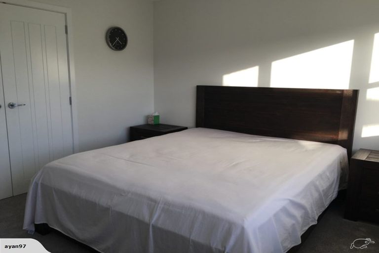 Photo of property in 22 Eversleigh Road, Belmont, Auckland, 0622