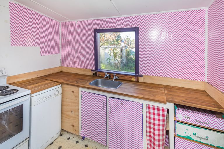 Photo of property in 7 Gould Crescent, Woolston, Christchurch, 8023