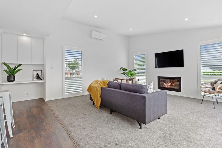 Photo of property in 9 Pembrook Close, Rangiora, 7400