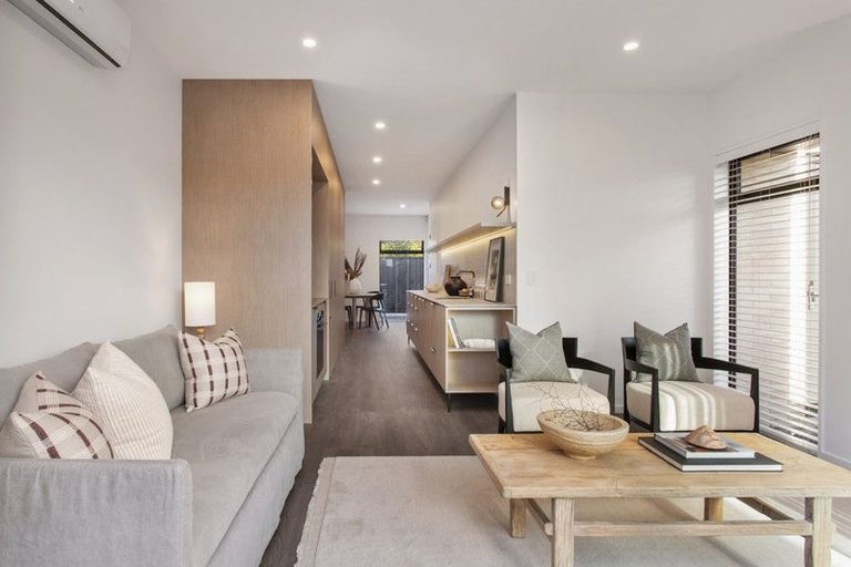 Photo of property in 2/44 Winchester Street, Merivale, Christchurch, 8014