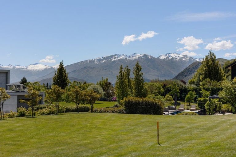 Photo of property in 38 Ridgecrest, Wanaka, 9305