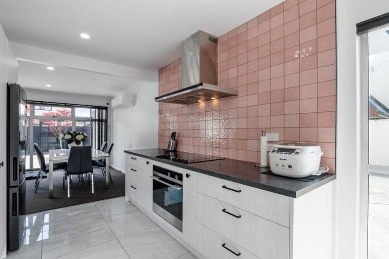 Photo of property in 20a Fairfield Avenue, Addington, Christchurch, 8024