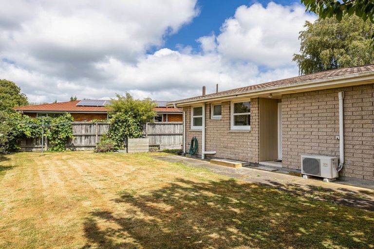 Photo of property in 10 Tulloch Place, Papanui, Christchurch, 8052