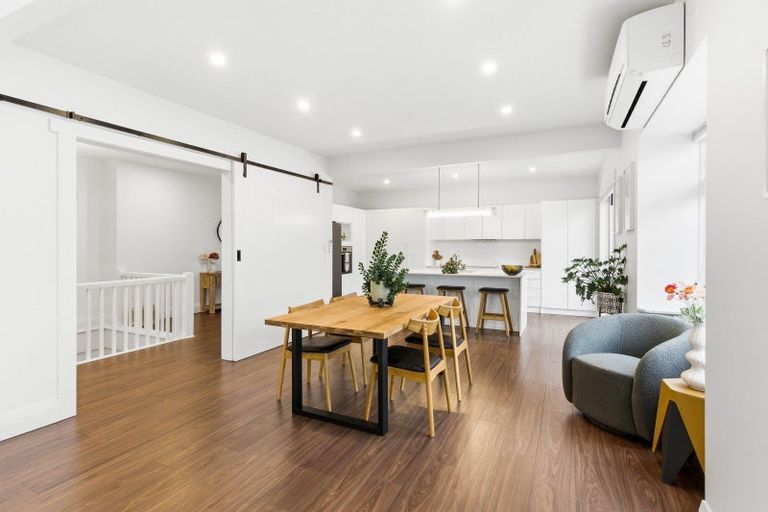 Photo of property in 104 Forbury Road, Saint Clair, Dunedin, 9012