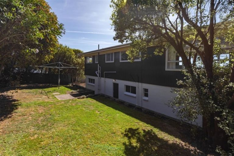 Photo of property in 4 Freeman Street, Mount Pleasant, Christchurch, 8081