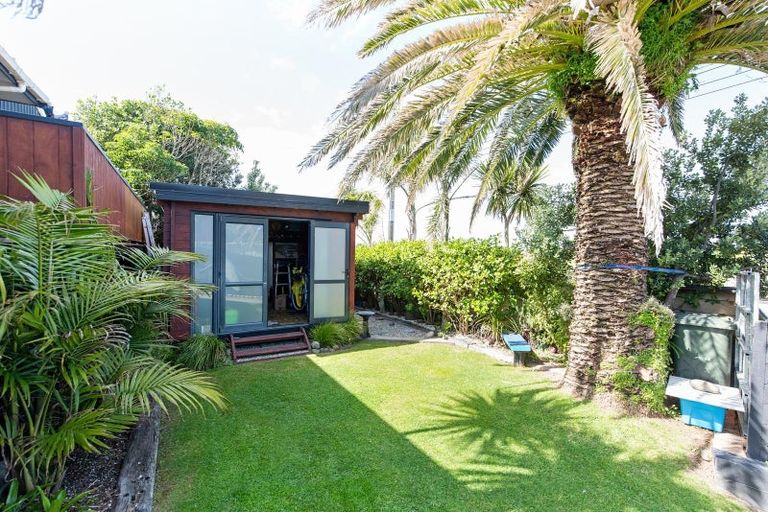 Photo of property in 159 Pukehina Parade, Pukehina, Te Puke, 3189