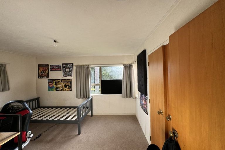 Photo of property in 124 Carnoustie Drive, Wattle Downs, Auckland, 2103