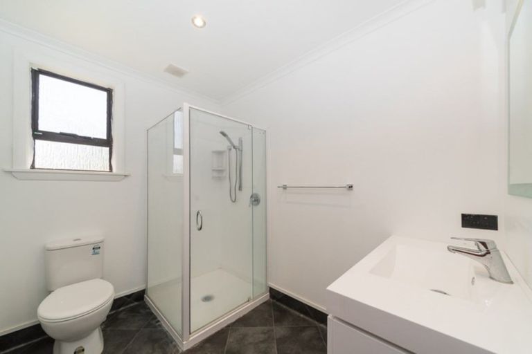Photo of property in 6 Appleby Place, Awapuni, Palmerston North, 4412