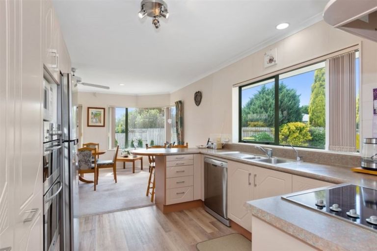 Photo of property in 34 Olympus Grove, Papamoa Beach, Papamoa, 3118