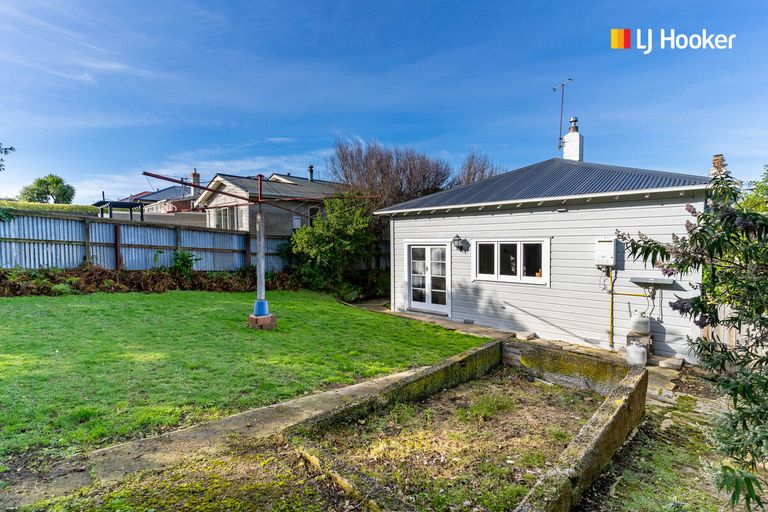 Photo of property in 27 Oakland Street, Andersons Bay, Dunedin, 9013