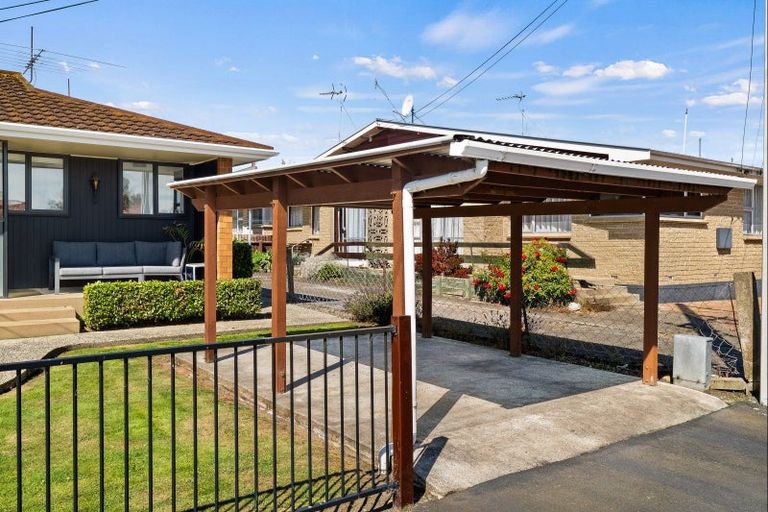 Photo of property in 17 Argyle Street, Mornington, Dunedin, 9011