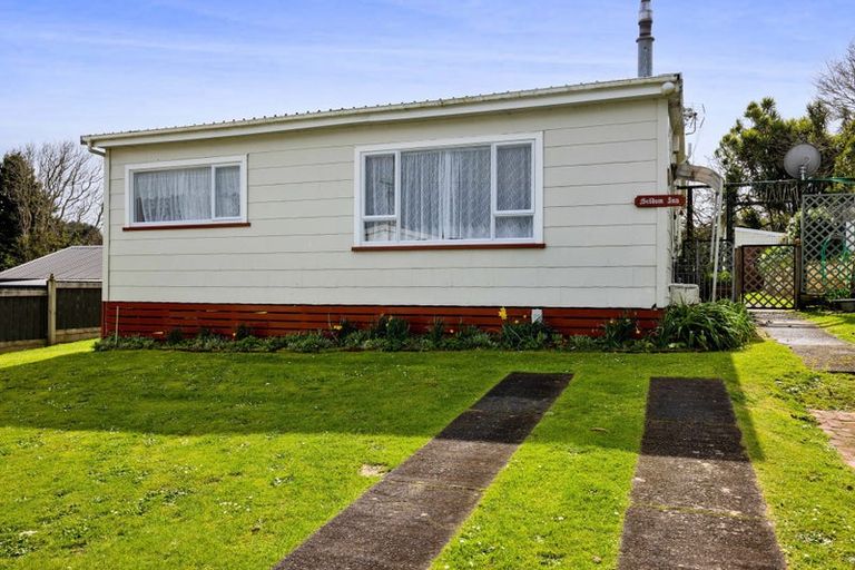 Photo of property in 234 Bridge Street, Eltham, 4322