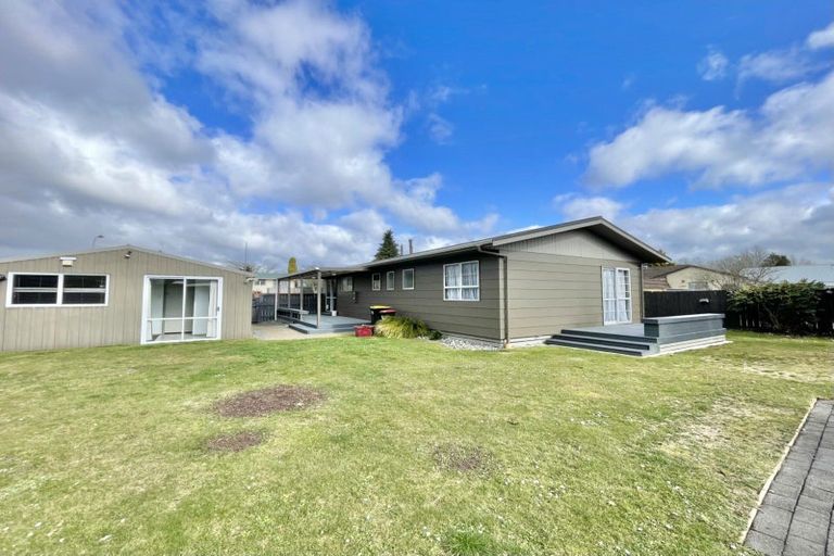 Photo of property in 26 Waianiwa Place, Tokoroa, 3420