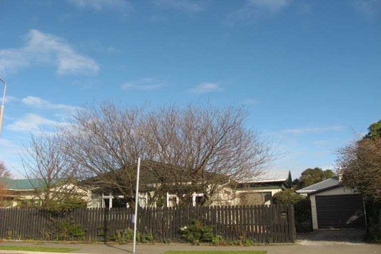 Photo of property in 1/14 Springfield Road, St Albans, Christchurch, 8014