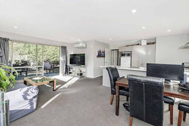 Photo of property in 46 Thackeray Place, Waltham, Christchurch, 8023