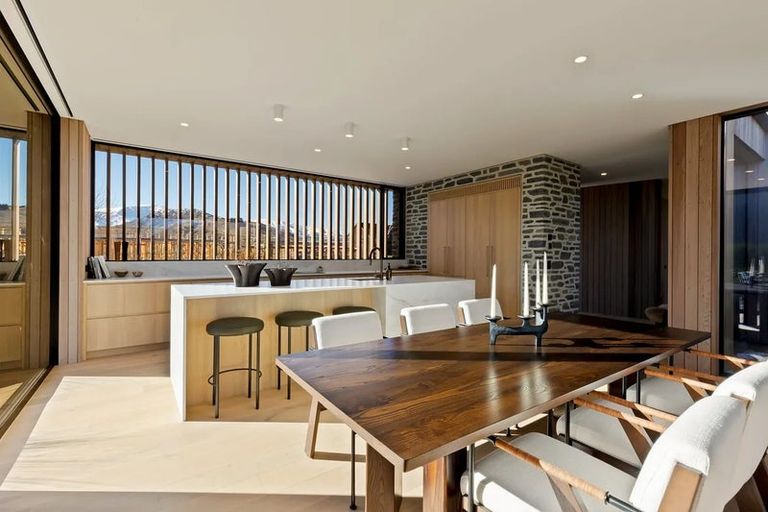 Photo of property in Kawarau Heights, 12 Kawarau Heights Boulevard, Lake Hayes, Queenstown, 9304