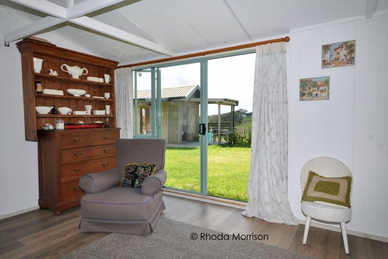 Photo of property in 208 Petley Road, Paparoa, 0571
