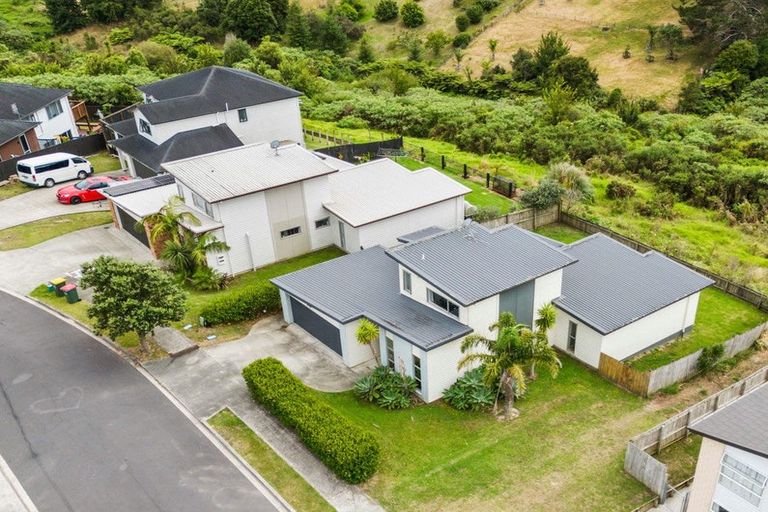 Photo of property in 22 Kokako Rise, Papakura, 2110