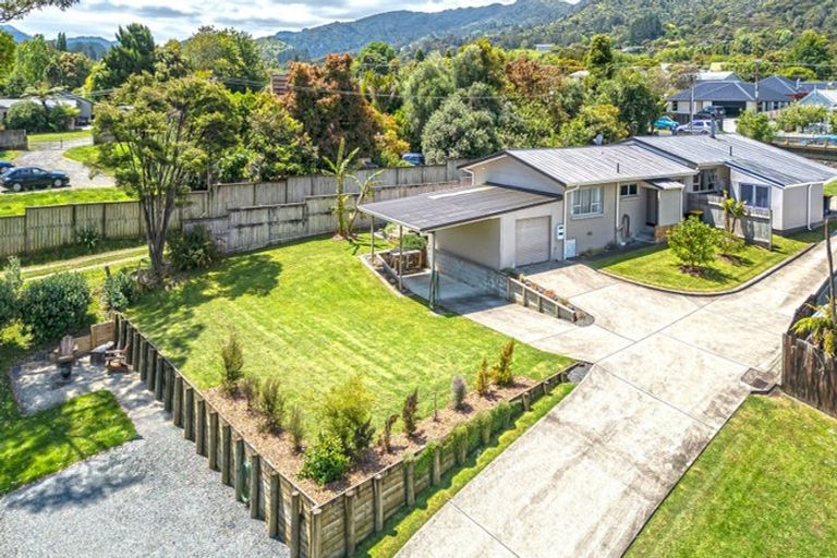 Photo of property in 2065 Rings Road, Coromandel, 3506