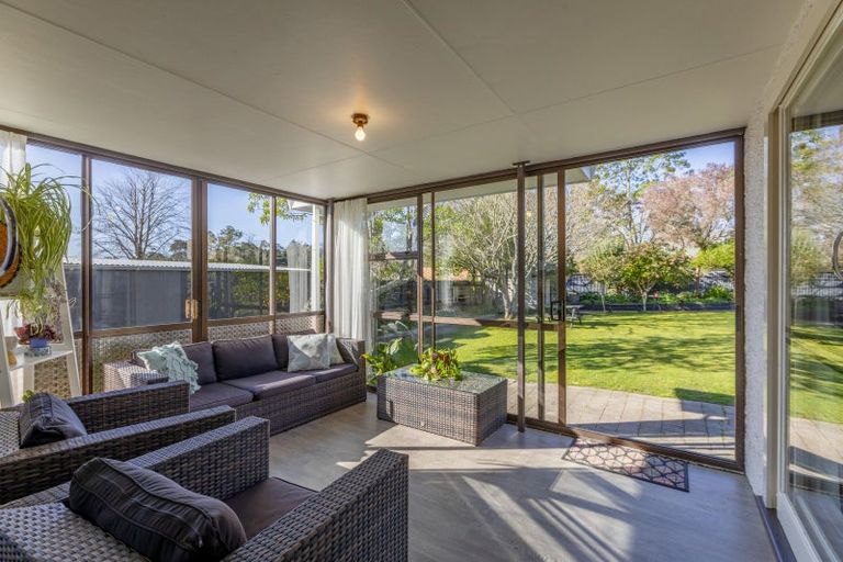 Photo of property in 19 Selwyn Road, Havelock North, 4130