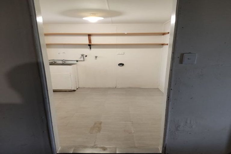 Photo of property in 31 Hobart Crescent, Wattle Downs, Auckland, 2103