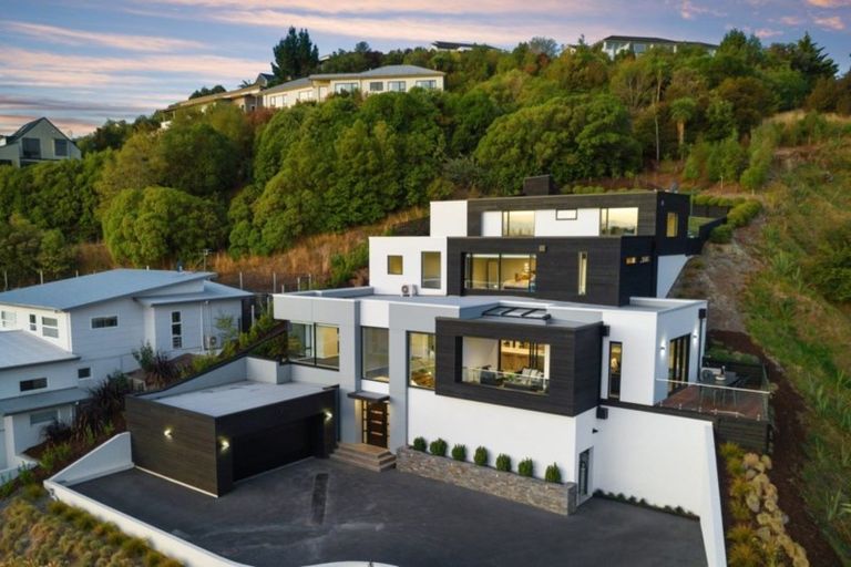 Photo of property in 3 Jahan Lane, Cashmere, Christchurch, 8022