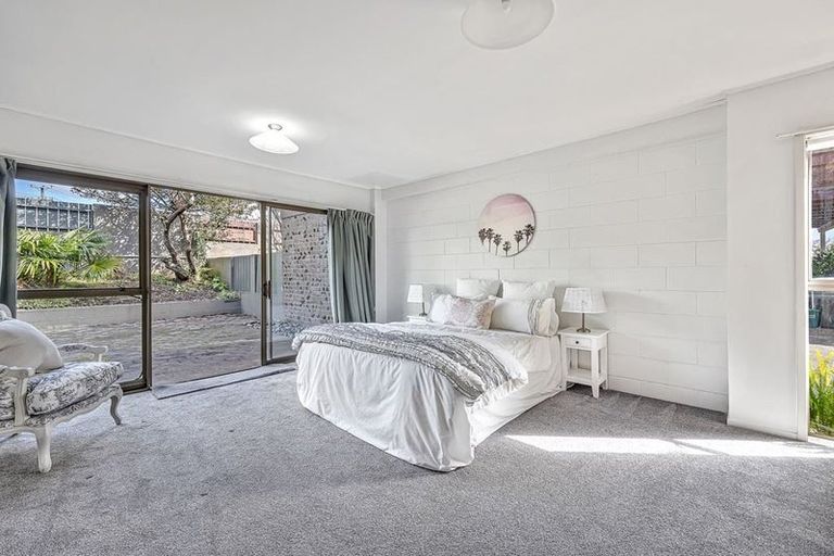 Photo of property in 1/20 Castor Bay Road, Castor Bay, Auckland, 0620