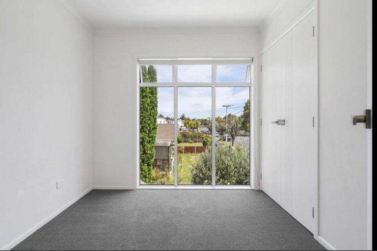 Photo of property in 1/72 Carrington Avenue, Silverdale, Hamilton, 3216