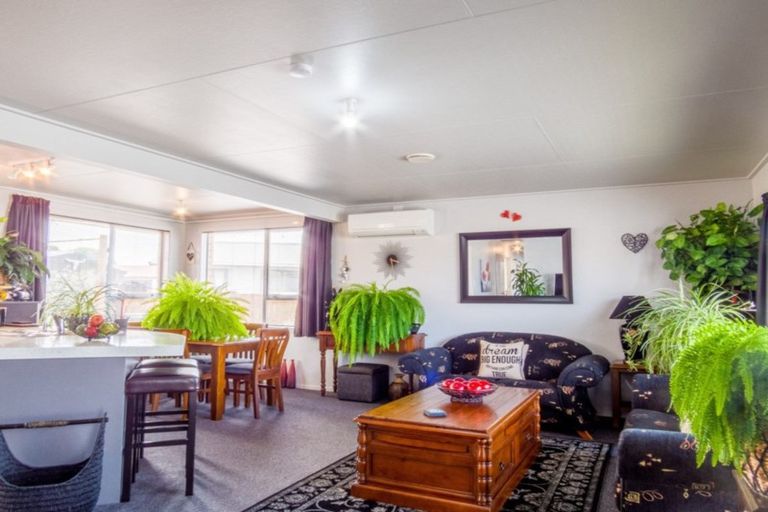 Photo of property in 59 Puriri Crescent, Edgecumbe, 3120