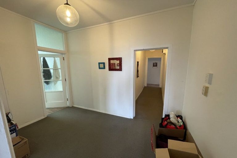 Photo of property in 1/14 Clifton Terrace, Kelburn, Wellington, 6012