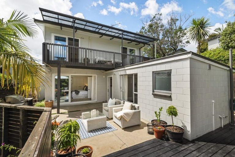 Photo of property in 8 Willow Avenue, Birkenhead, Auckland, 0626