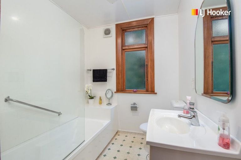 Photo of property in 106a Gladstone Road North, Mosgiel, 9024