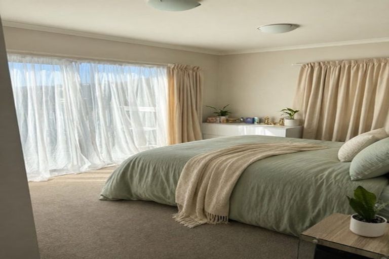 Photo of property in 29 Eskdale Road, Papakowhai, Porirua, 5024