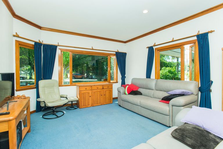 Photo of property in 6 Carnarvon Street, Gisborne, 4010