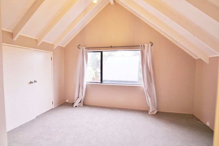 Photo of property in 23/24 Beswick Place, Birkdale, Auckland, 0626