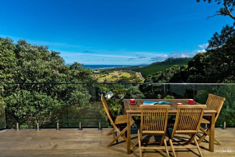 Photo of property in 90 Domain Crescent, Muriwai, 0881