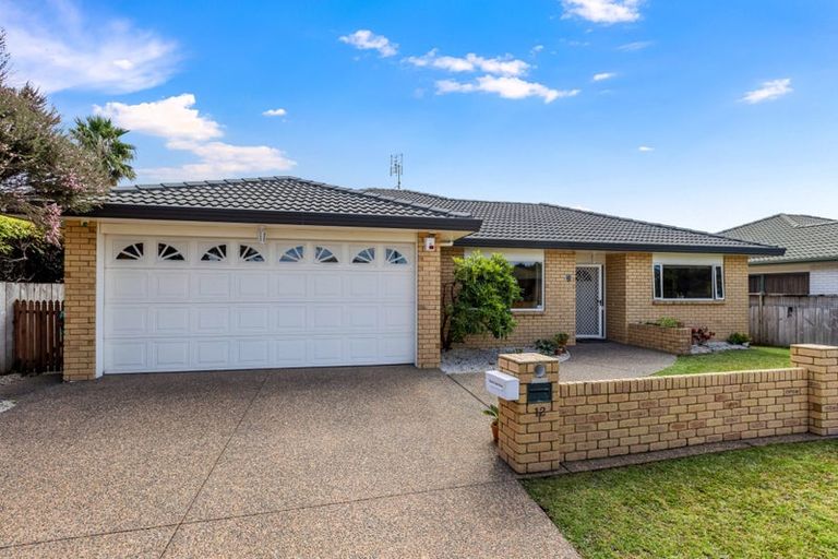 Photo of property in 12 Dan Tori Place, Orewa, 0931