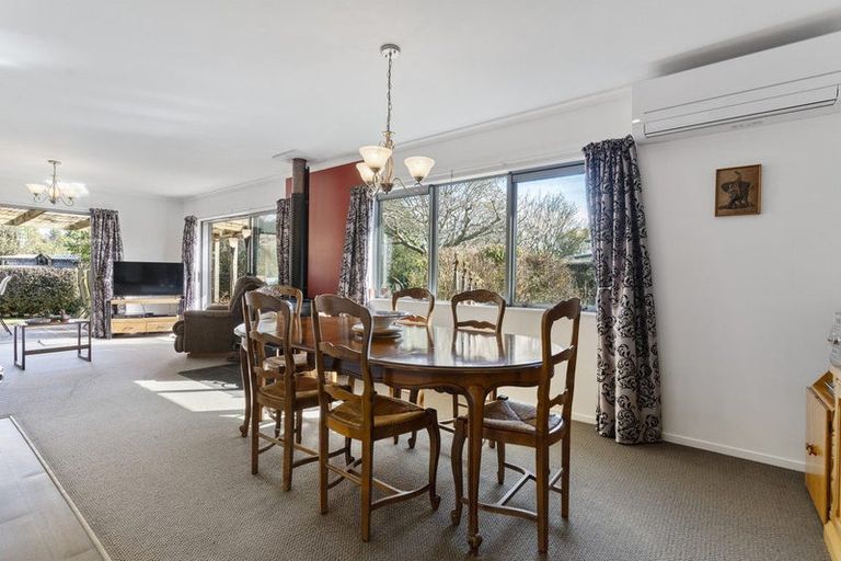 Photo of property in 13 Tararua Crescent, Carterton, 5713
